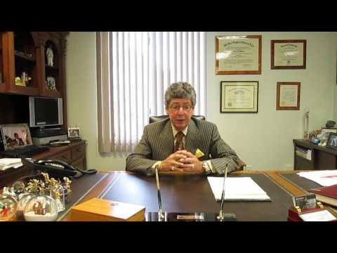 video thumbnailHear Attorney Barry Feinstein talk about about Slip and Fall Accidents!